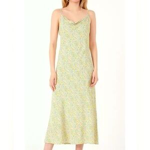 Free the Roses
Women's Floral Midi Dress size L